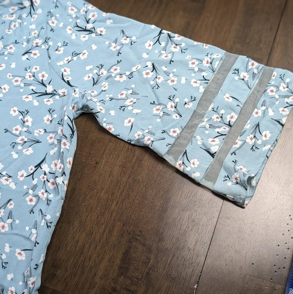 Long sleeve floral print blouse, 3XL - Picture 7 of 8